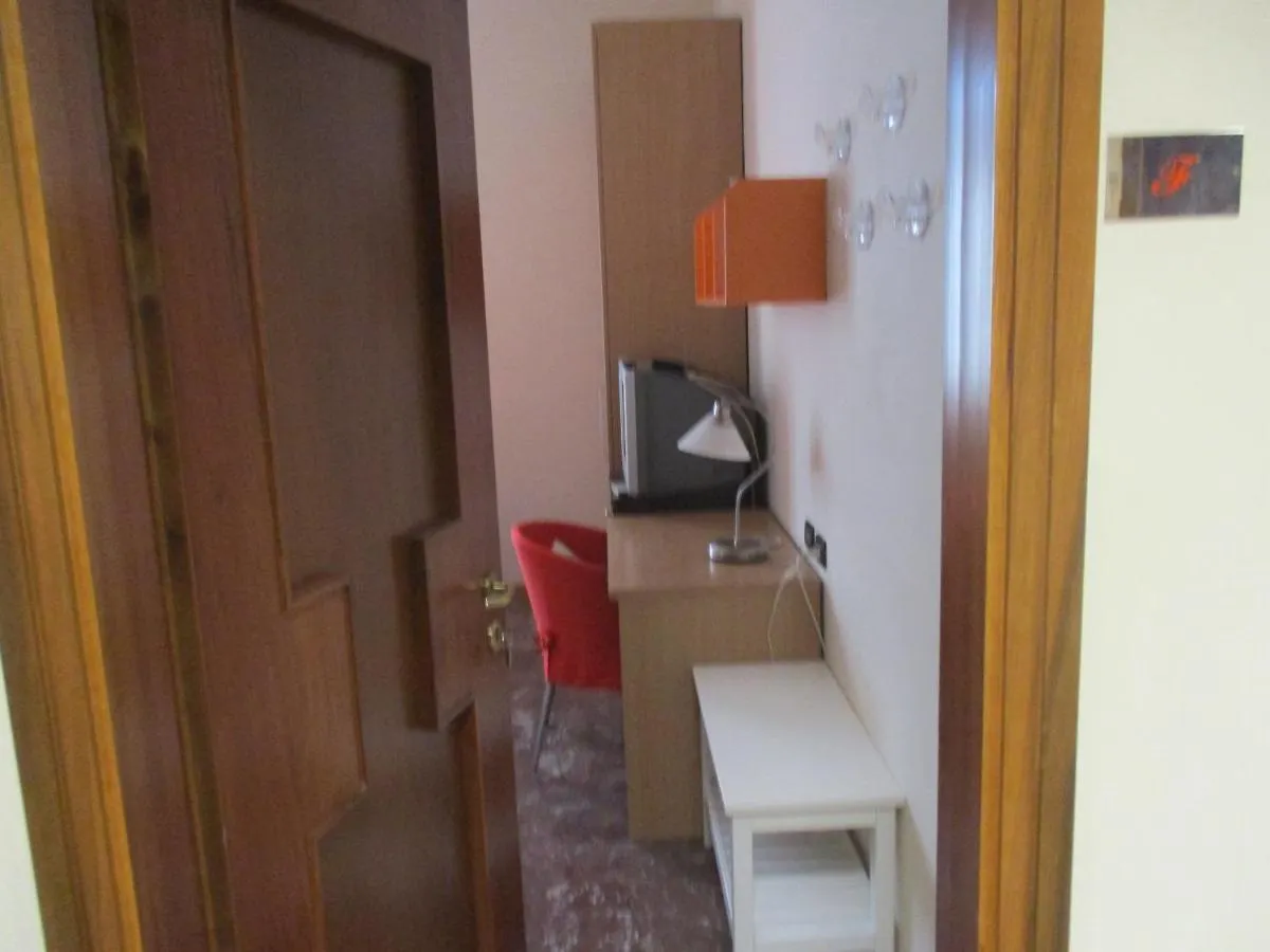 Bed & Breakfast Affittacamere Accasa Prato  Italy