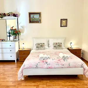 Loft Florentia Apartment