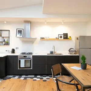 Gualchierina Apartment